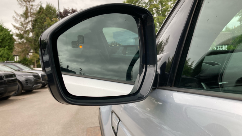 Land Rover Discovery Sport 2.0 D200 Dynamic HSE 5dr Auto [5 Seat] Diesel Station Wagon